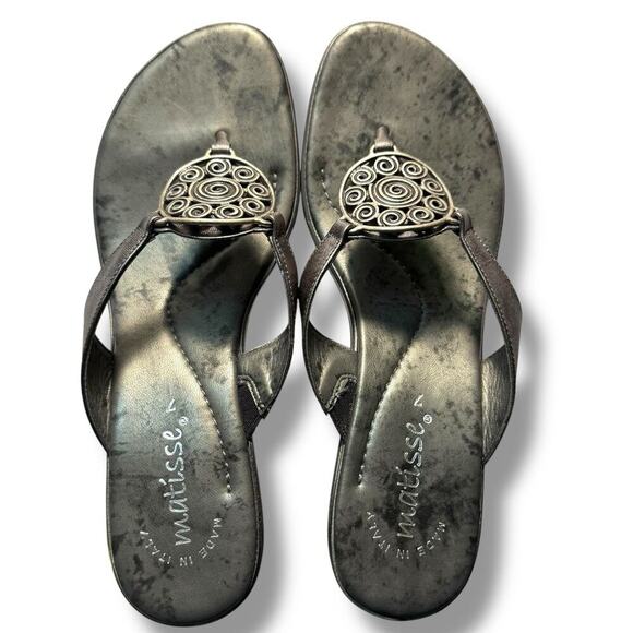 Matisse Modena Silver Tone Swirl Medallion Gunmetal Gray Wedge Sandals Size 7 - Picture 11 of 11